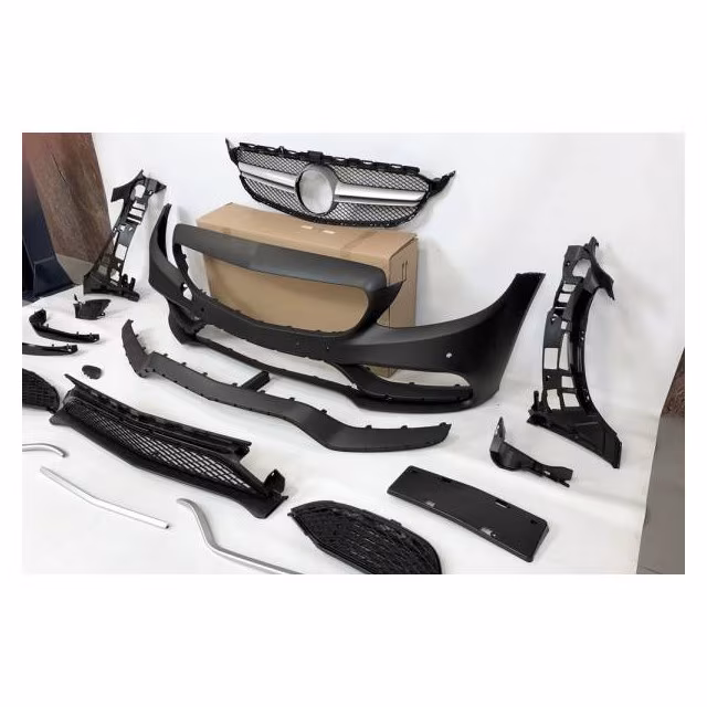 Kit De Carrosserie Mercedes W205 2014-2018 4P Look C63 a 1 974,29 € TCM02000136009601641 chez CAROU TUNING