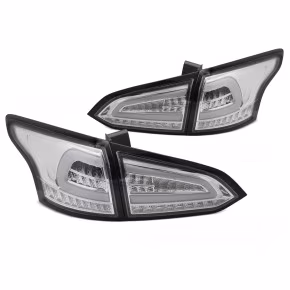  Feux Arrière LED Chromés SEQ pour Ford Focus MK3 SW 2011-2018 à  573,87 €  Chez CAROU TUNING CONCEPT en GuadeloupeFeux Arrière LED Chromés SEQ pour Ford Focus MK3 SW 2011-2018