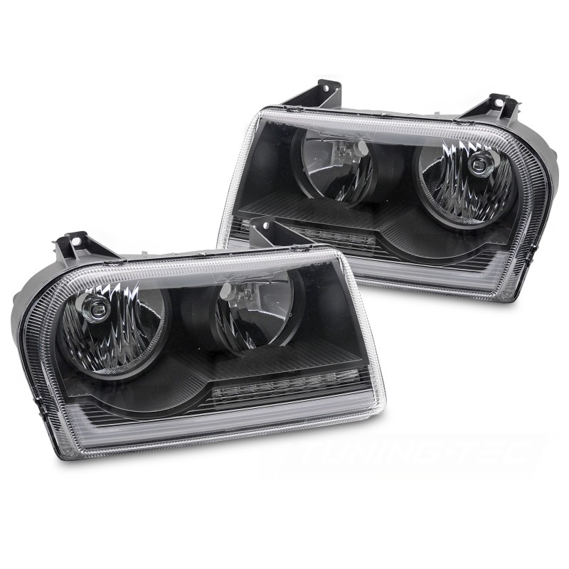 Tube de lumière noir pour Chrysler 300 2005-2008 a 336,30 € LPCH51 chez CAROU TUNING