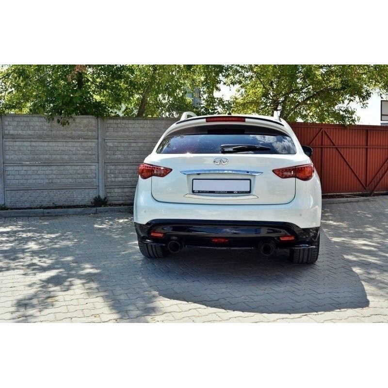 Spoiler Arrière Premium pour Infiniti QX70 2014-2017 a 188,30 € 331-IN-QX-70-1F-RD1G*56 chez CAROU TUNING
