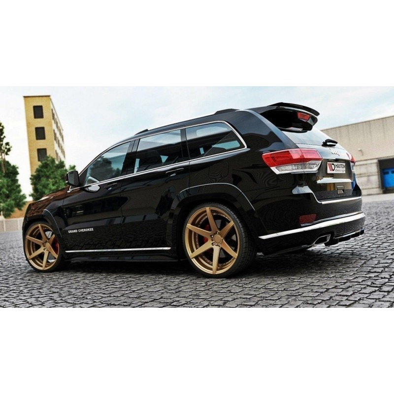 Rear Splitter Jeep Grand Cherokee WK2 Summit FACELIFT (with a vertical bar) a 376,60 € uniw-JE-GC-4F-SU-RD1+RD2G*1040 chez CAROU TUNING