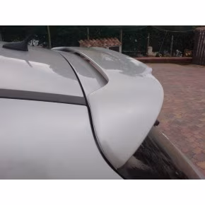 SPOILER 1 PEUGEOT 207 HATCHBACK a 230,62 € 1479-PE-207-D1F*1174 chez CAROU TUNING