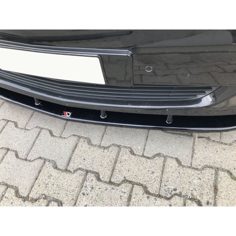 FRONT SPLITTER v.2 Mercedes V-Class W447 a 421,03 € uniw-ME-V-447-FD2G*5576 chez CAROU TUNING