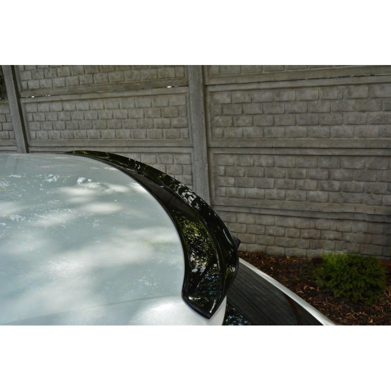 SPOILER CAP Renault Megane Mk4 Hatchback a 304,67 € uniw-RE-ME-4-CAP1G*5791 chez CAROU TUNING