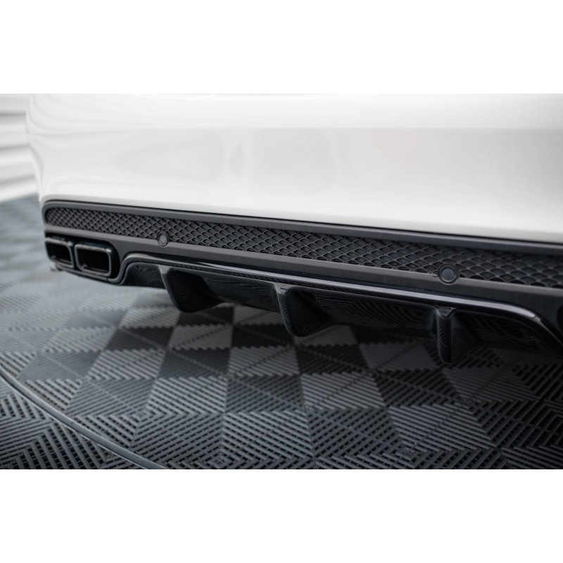 REAR VALANCE Mercedes C-Class S205 63AMG a 336,40 € uniw-ME-C-205-AMG-ES-RS1G*5813 chez CAROU TUNING