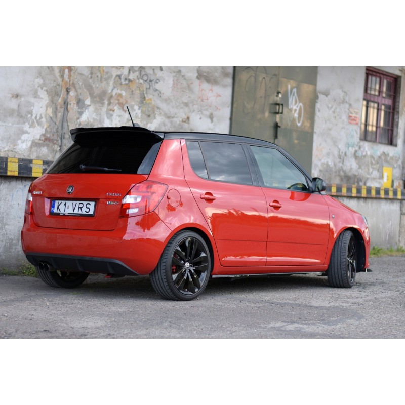 Side Skirts Diffusers Skoda Fabia RS Mk2 a 421,03 € uniw-SK-FA-2-RS-SD1G*7858 chez CAROU TUNING