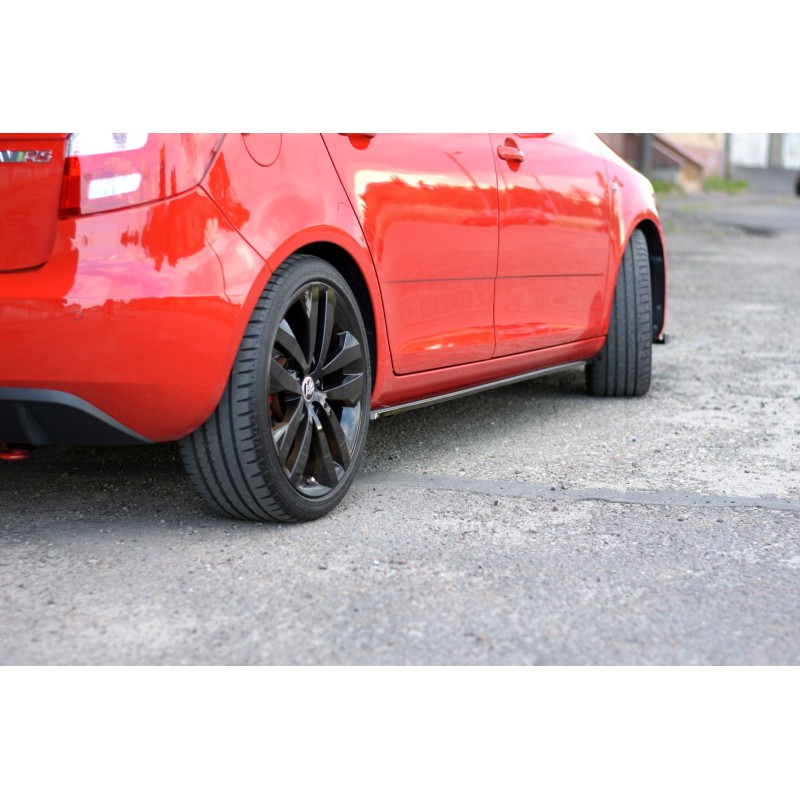 Side Skirts Diffusers Skoda Fabia RS Mk2 a 421,03 € uniw-SK-FA-2-RS-SD1G*7858 chez CAROU TUNING