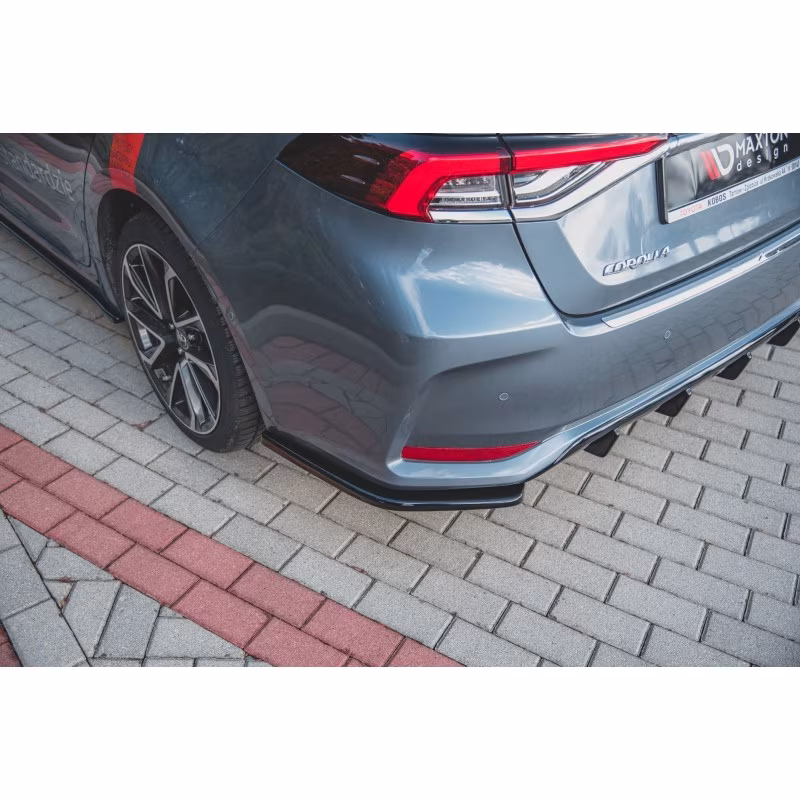 Rear Side Splitters Toyota Corolla XII Sedan a 188,30 € uniw-TO-CO-12-S-RSD1G*9616 chez CAROU TUNING