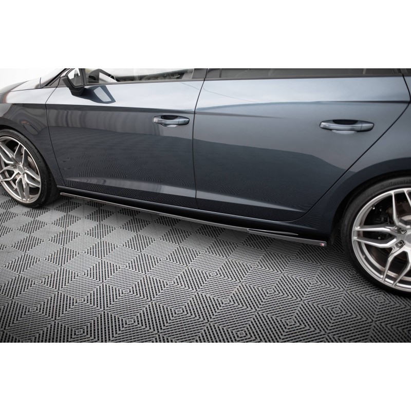 Side Skirts Diffusers V.5 Seat Leon Cupra / FR Mk3 FL a 421,03 € uniw-SE-LE-3F-CU-SD5G*10203 chez CAROU TUNING