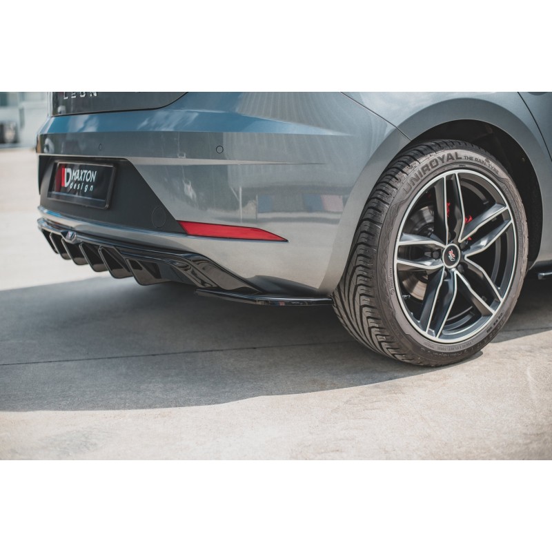 Rear Side Splitters SEAT Leon Mk3 FR Facelift a 188,30 € uniw-SE-LE-3F-FR-RSD1G*10621 chez CAROU TUNING