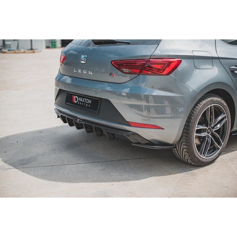 Rear Side Splitters SEAT Leon Mk3 FR Facelift a 188,30 € uniw-SE-LE-3F-FR-RSD1G*10621 chez CAROU TUNING