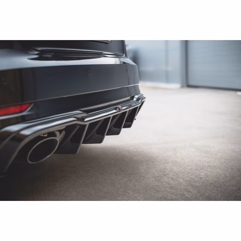 Rear Valance V.2 Audi RS3 8V Sportback Facelift a 410,46 € uniw-AU-RS3-8VF-RS2GO_O*10787 chez CAROU TUNING