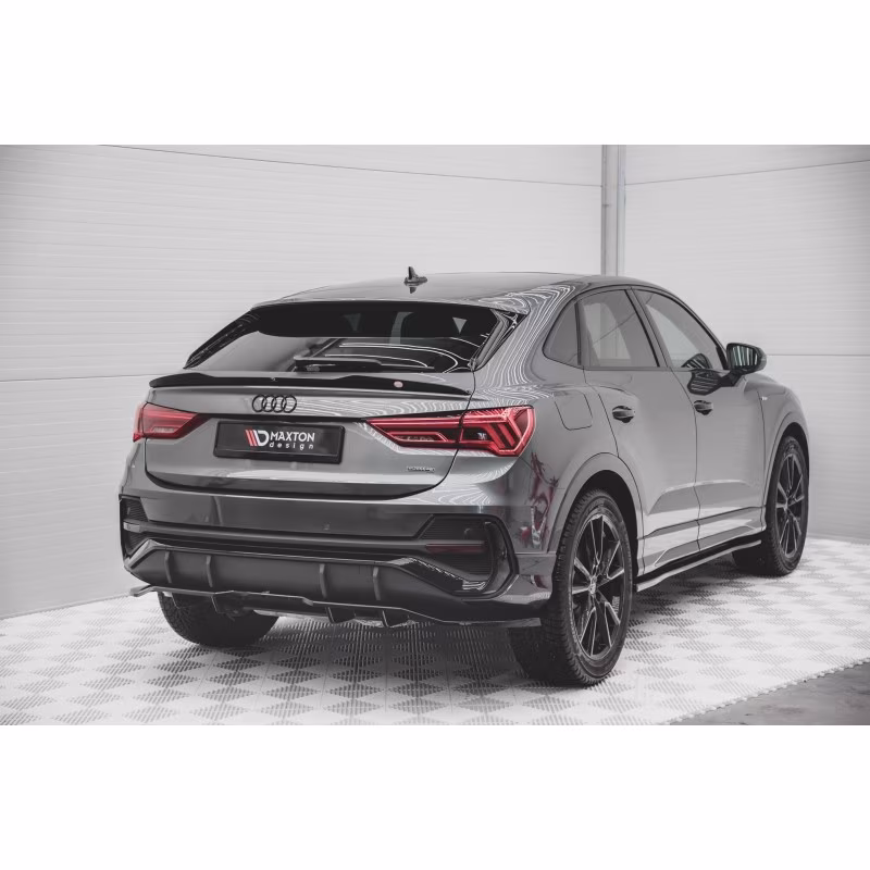 Rear Splitter (with vertical bars) Audi Q3 Sportback S-Line a 526,82 € uniw-AU-Q3-2-SLINE-SB-RD1G+RD2G*12540 chez CAROU TUNING