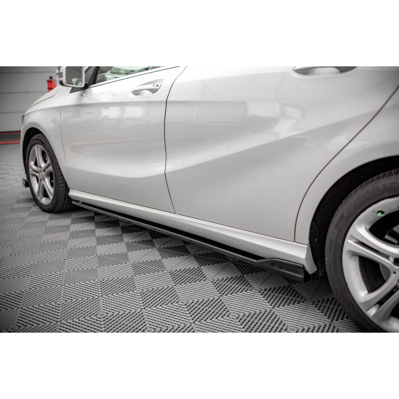 Side Skirts Diffusers V.1 Mercedes-Benz A W176 a 421,03 € uniw-ME-A-176-SD1G*14176 chez CAROU TUNING
