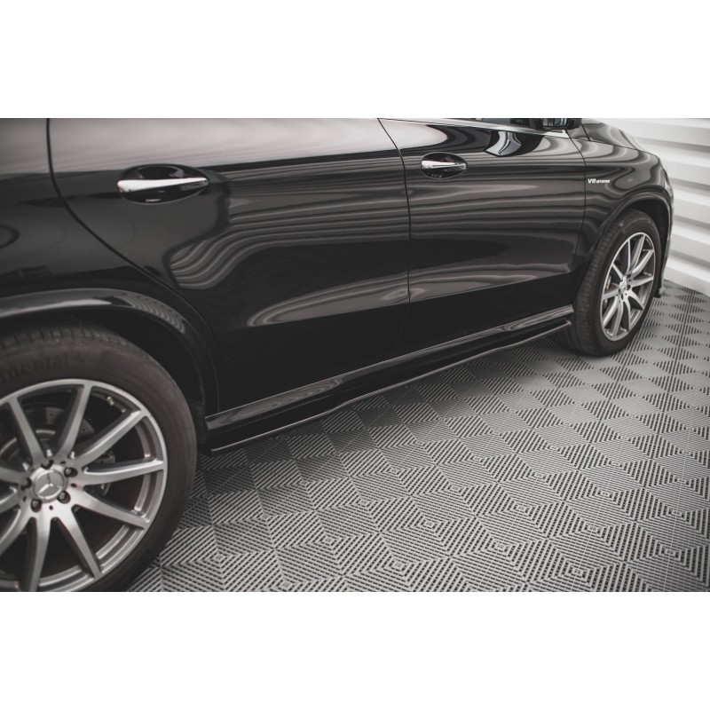 Side Skirts Diffusers Mercedes-Benz GLE Coupe 63AMG C292 a 463,35 € uniw-ME-GLE-C292-AMG-SD1G*15051 chez CAROU TUNING
