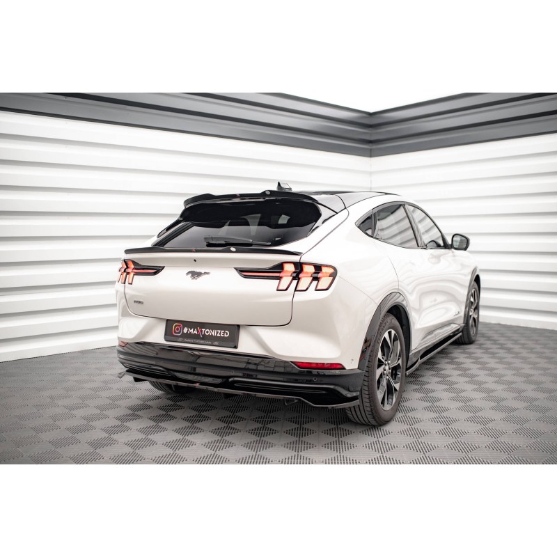Lower Spoiler Cap Ford Mustang Mach-E Mk1 a 304,67 € uniw-FO-MU-MACHE-1-CAP2G*16099 chez CAROU TUNING