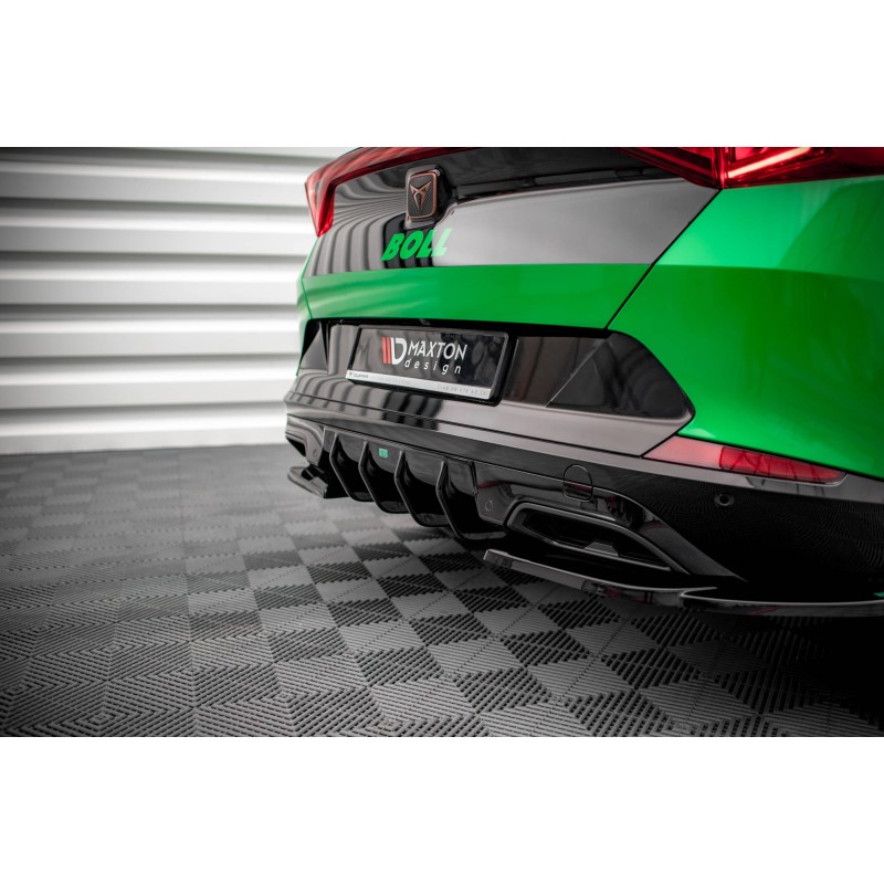 Rear Valance V.2 Cupra Formentor a 336,40 € uniw-CU-FO-1-RS2G*16209 chez CAROU TUNING
