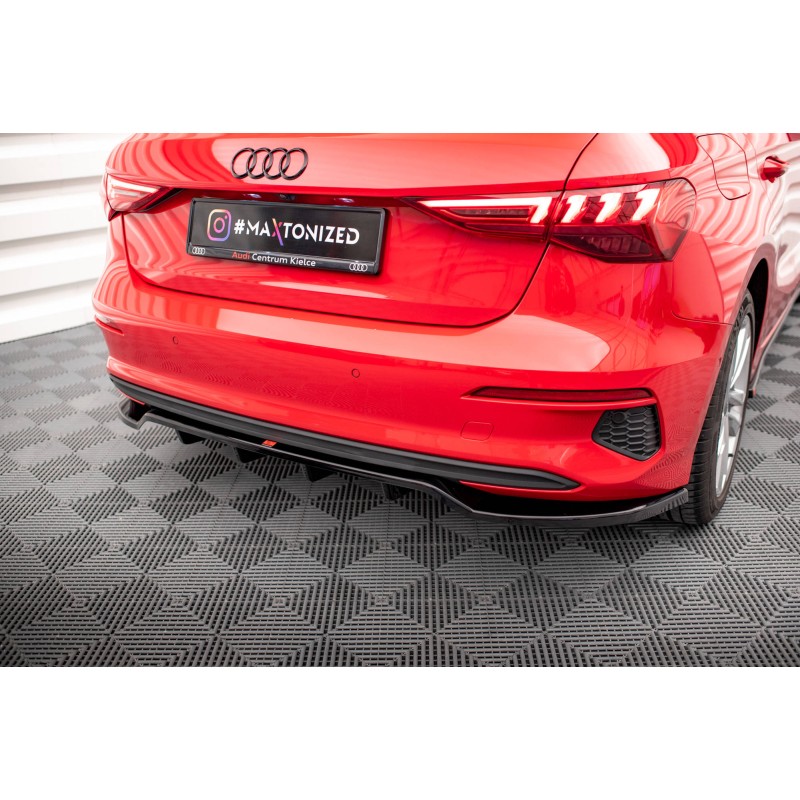 Rear Splitter (with vertical bars) Audi A3 Sportback 8Y a 526,82 € uniw-AU-A3-8Y-RD1G+RD2G*16962 chez CAROU TUNING