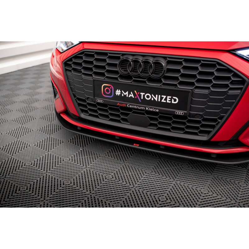 Street Pro Front Splitter Audi A3 8Y a 357,56 € uniw-AUA38YCNC-FD1B*16969 chez CAROU TUNING