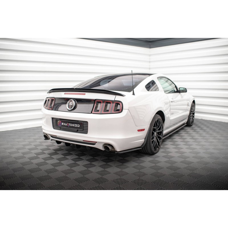 Rear Side Splitters Ford Mustang Mk5 Facelift a 188,30 € uniw-FO-MU-5-RSD1G*18240 chez CAROU TUNING