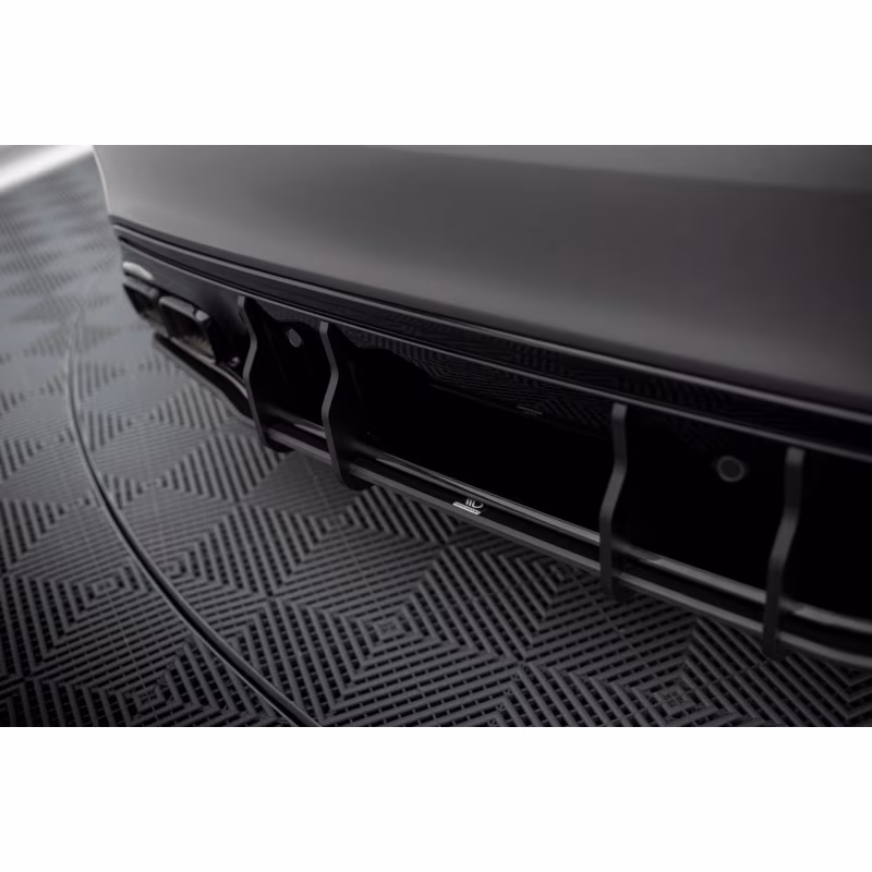 Street Pro Rear Diffuser Mercedes-AMG C63 Sedan / Estate W205 Facelift a 442,19 € uniw-MEC205F63CNC-RS1BRB*18947 chez CAROU TUNING