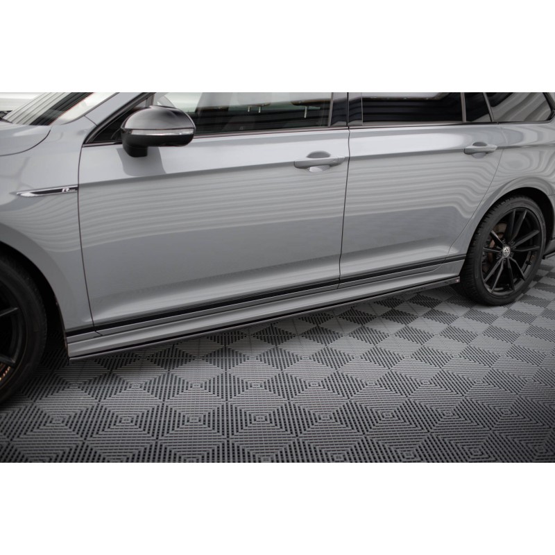 Side Skirts Diffusers Volkswagen Passat R-Line B8 Facelift a 421,03 € uniw-VW-PA-B8F-RLINE-SD1G*19109 chez CAROU TUNING