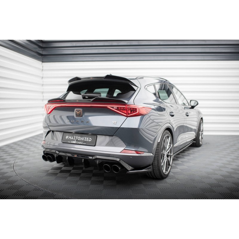 Rear Valance V.3 + Exhaust Ends Imitation Cupra Formentor Mk1 a 875,92 € uniw-CU-FO-1-RS3G+RS3RG+BLACK*19224 chez CAROU TUNING