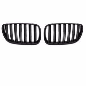  Grille Noire Brillante Avant pour BMW X3 E83 LCI 2006-2010 à  145,75 €  Chez CAROU TUNING CONCEPT en GuadeloupeGrille Noire Brillante Avant pour BMW X3 E83 LCI 2006-2010