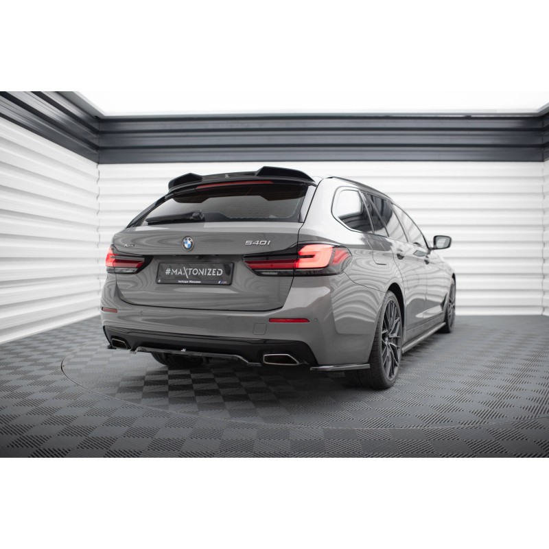 Rear Splitter (with vertical bars) BMW 5 G30 / G31 Facelift a 376,60 € uniw-BM-5-G31F-RD1G+RD2G*19335 chez CAROU TUNING