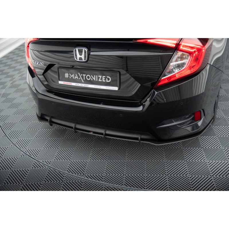 Street Pro Rear Diffuser Honda Civic Mk10 a 442,19 € uniw-HOCI10CNC-RS1BRB*19439 chez CAROU TUNING