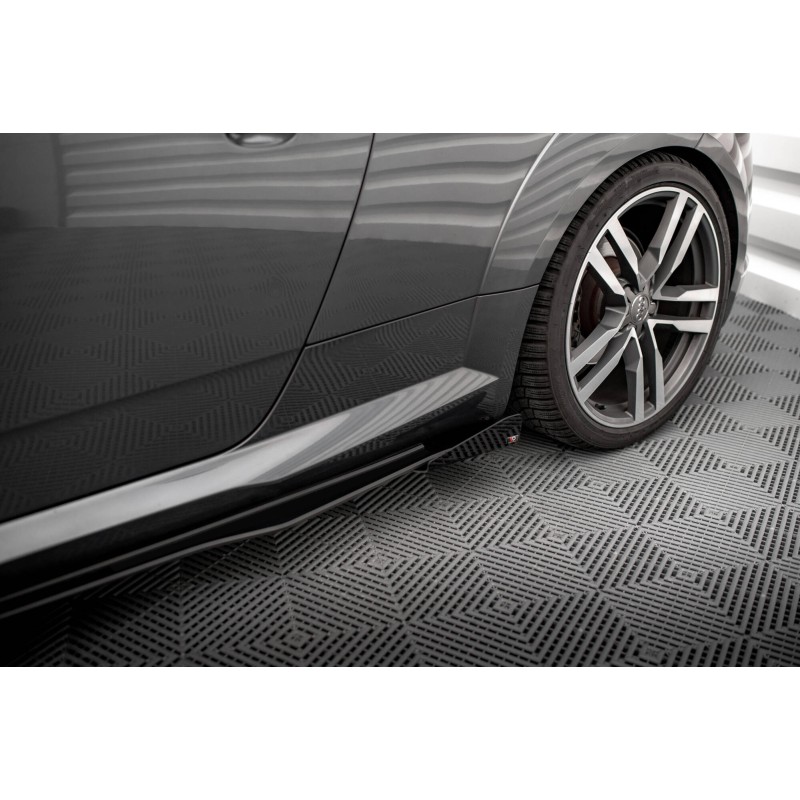 Street Pro Side Skirts Diffusers + Flaps Audi TT S / S-Line 8S a 567,02 € uniw-AUTT3SLINECNC-SD1BRB+SF1G*19494 chez CAROU TUNING
