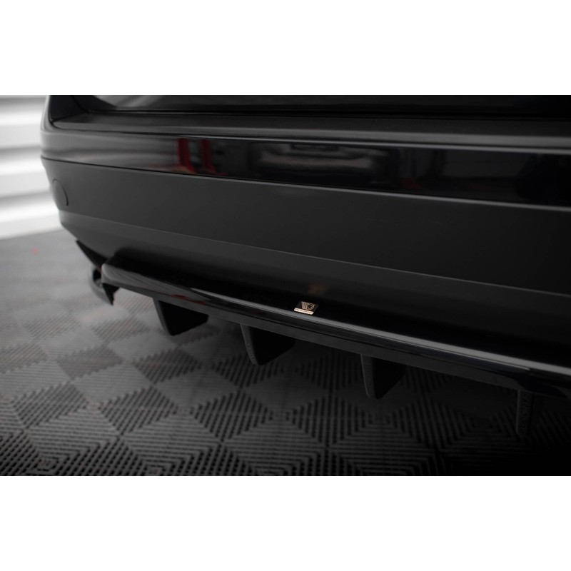 Rear Splitter (with vertical bars) Volkswagen Touareg Mk2 a 526,82 € uniw-VW-TO-2-RD1G+RD2G*19737 chez CAROU TUNING