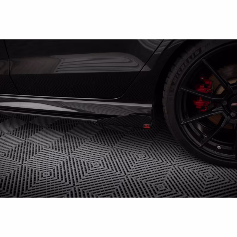 Side Flaps Audi RS3 Sedan 8V Facelift a 124,83 € uniw-AURS38VFSCNC-SF1G*19815 chez CAROU TUNING