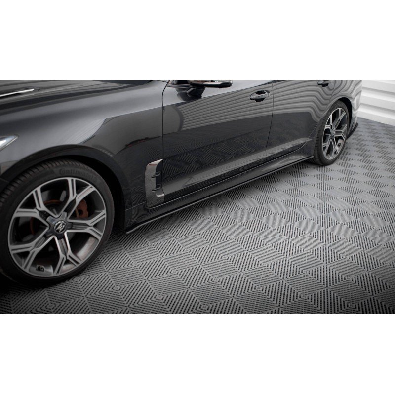 Street Pro Side Skirts Diffusers Kia Stinger GT / GT-Line / Standard Mk1 a 357,56 € uniw-KIST1GTLINECNC-SD1B*20085 chez CAROU TUNING