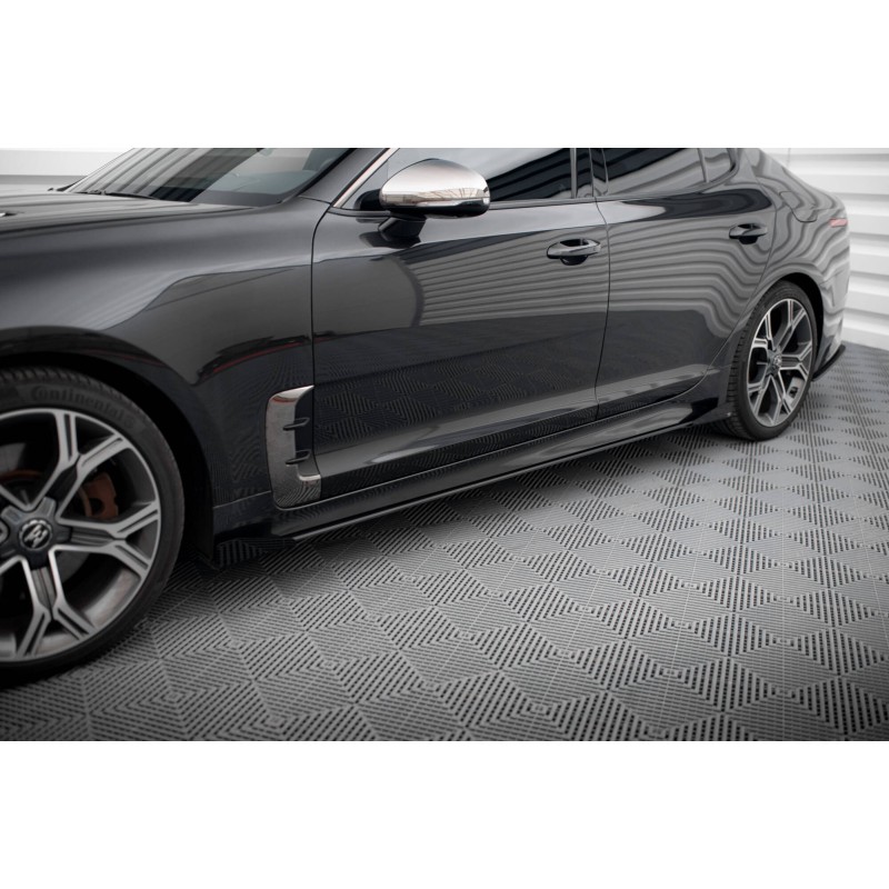 Street Pro Side Skirts Diffusers + Flaps Kia Stinger GT / GT-Line / Standard Mk1 a 567,02 € uniw-KIST1GTLINECNC-SD1BRB+SF1G*20089 chez CAROU TUNING