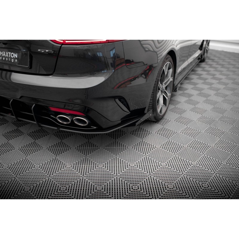Street Pro Rear Side Splitters + Flaps Kia Stinger GT / GT-Line Mk1 a 313,13 € uniw-KIST1GTLINECNC-RSD1BRB+RSF1G*20095 chez CAROU TUNING