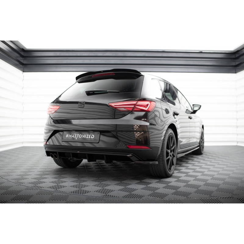 Rear Side Splitters V.2 Seat Leon Hatchback Mk3 Facelift a 188,30 € uniw-SE-LE-3F-RSD2G*20381 chez CAROU TUNING