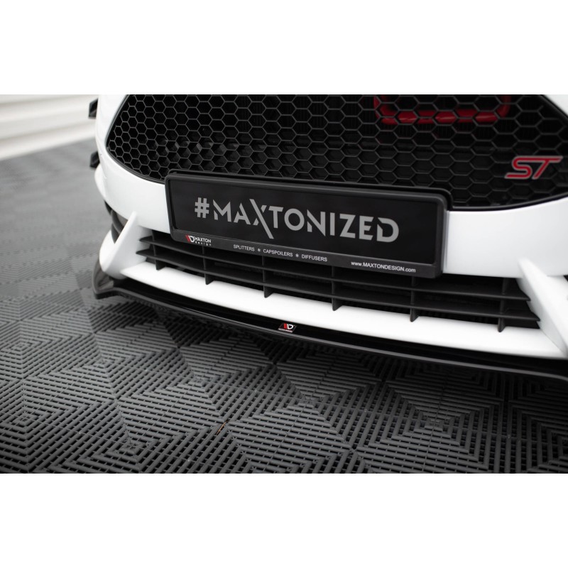 Front Splitter V.5 Ford Fiesta ST Mk7 Facelift a 421,03 € uniw-FO-FI-7F-ST-FD5G*20562 chez CAROU TUNING