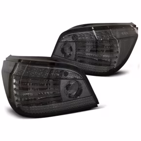  Feux Arrière LED Fumés SEQ pour BMW E60 LCI 2003-2009 à  484,86 €  Chez CAROU TUNING CONCEPT en GuadeloupeFeux Arrière LED Fumés SEQ pour BMW E60 LCI 2003-2009