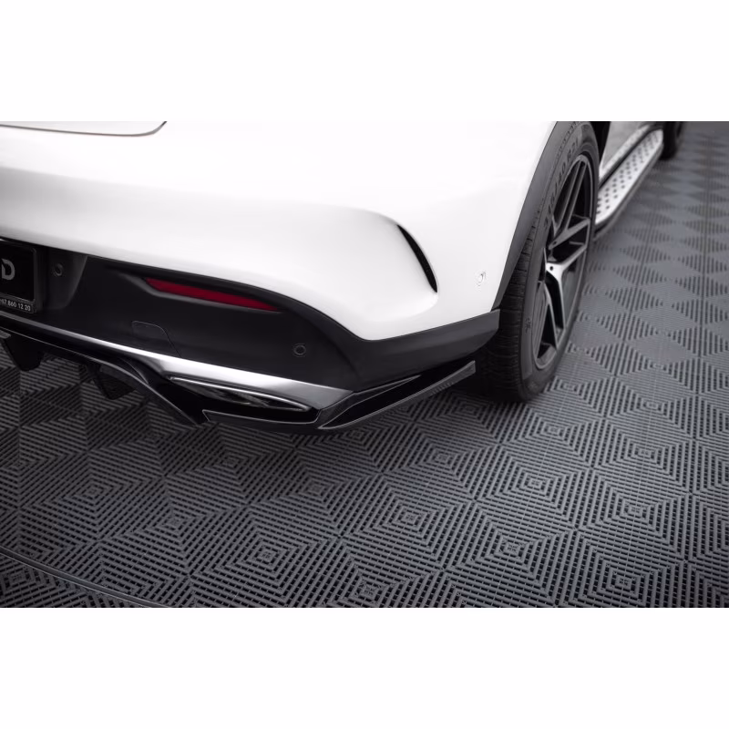Rear Splitter (with vertical bars) Mercedes-AMG GLE 43 Coupe C292 a 526,82 € uniw-ME-GLE-C292-43-RD1G+RD2G*21081 chez CAROU TUNING