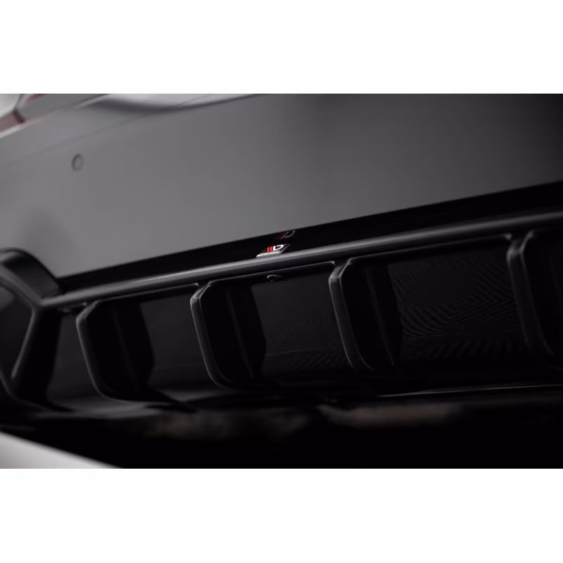 Rear Valance BMW 3 M-Pack G20 / G21 (Fits car with towbar) a 410,46 € uniw-BM-3-21-MPACK-RS1RS2RGO_O+RS1RG*21124 chez CAROU TUNING