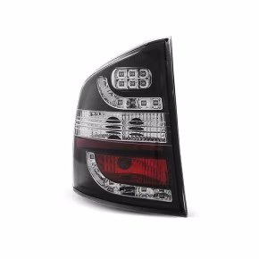  Feux Arrière À LED Noirs Pour Skoda Octavia II Kombi 2004-2012 à  332,69 €  Chez CAROU TUNING CONCEPT en GuadeloupeFeux Arrière À LED Noirs Pour Skoda Octavia II Kombi 2004-2012
