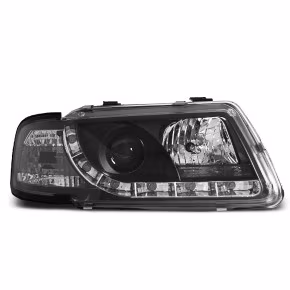 Phares True DRL Noirs Avant pour Audi A3 8L 08.96-08.00 a 525,76 € LPAU62 chez CAROU TUNING