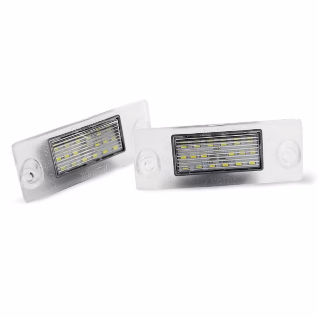Lumières LED de Licence Arrière pour Audi A4 B5 94-98 / A3 97-00 a 54,22 € PRAU04 chez CAROU TUNING