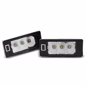 Licence Lumières LED Clarses pour Audi Q5 A4 08-10 A5 TT VW Passat B6 a 67,45 € PRAU06 chez CAROU TUNING