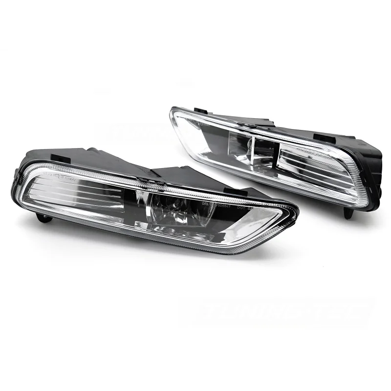 Feux de jour clairs pour VW Passat B7 2010-2014 Sedan/Variant a 122,79 € HAVW52 chez CAROU TUNING