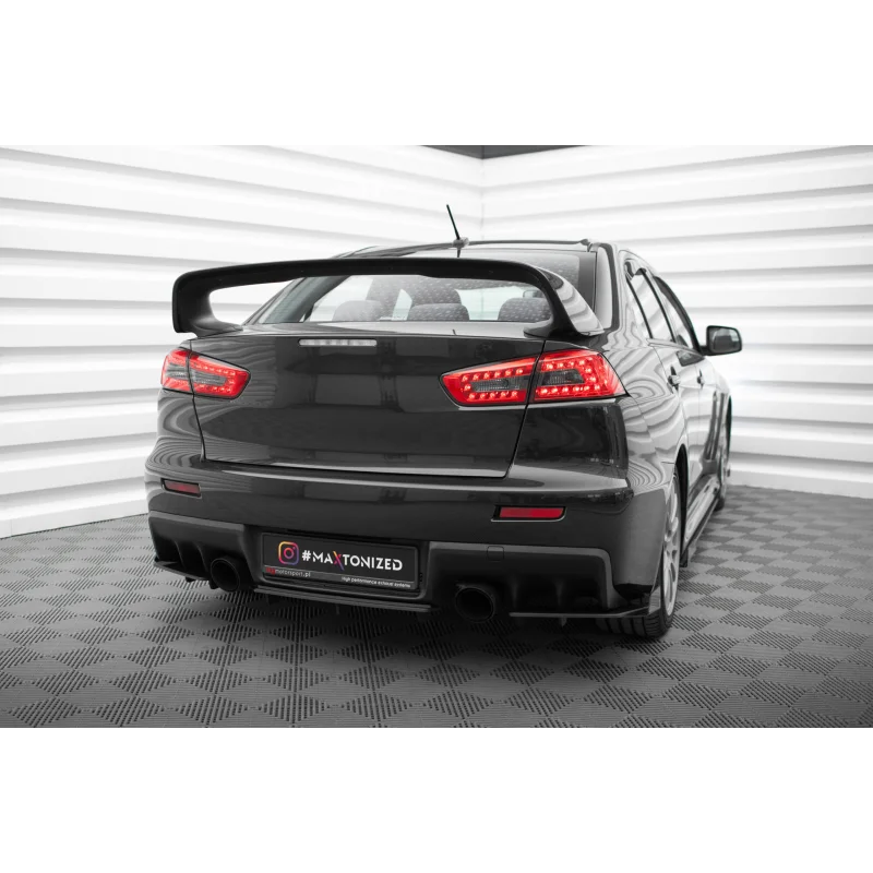 Rear Side Flaps Mitsubishi Lancer EVO X a 124,83 € uniw-MILA10EVOCNC-RSF1G*21872 chez CAROU TUNING