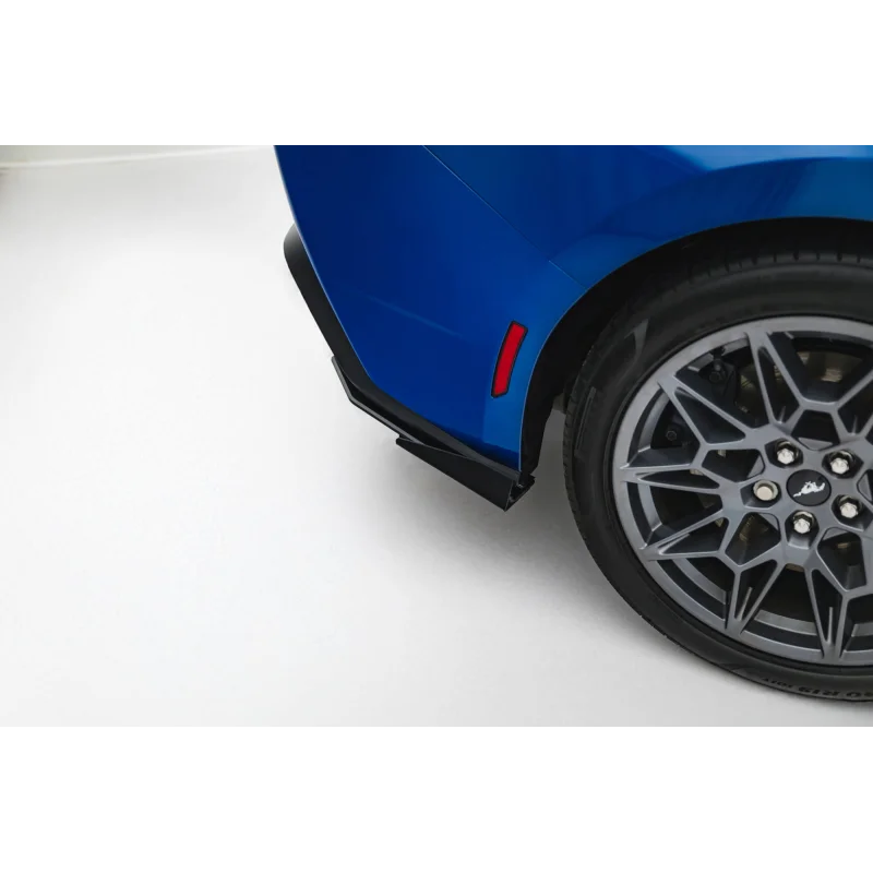 Street Pro Rear Side Splitters + Flaps Ford Mustang GT Mk7 a 313,13 € uniw-FOMU7GTCNC-RSD1BRB+RSF1G*21940 chez CAROU TUNING