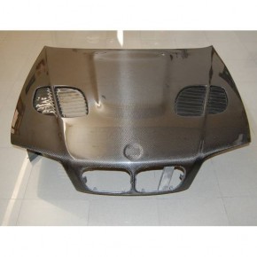 Capot Carbone BMW E46 '98-01 4P. M3 GTR C/T a 1 544,63 € TCB7005 chez CAROU TUNING