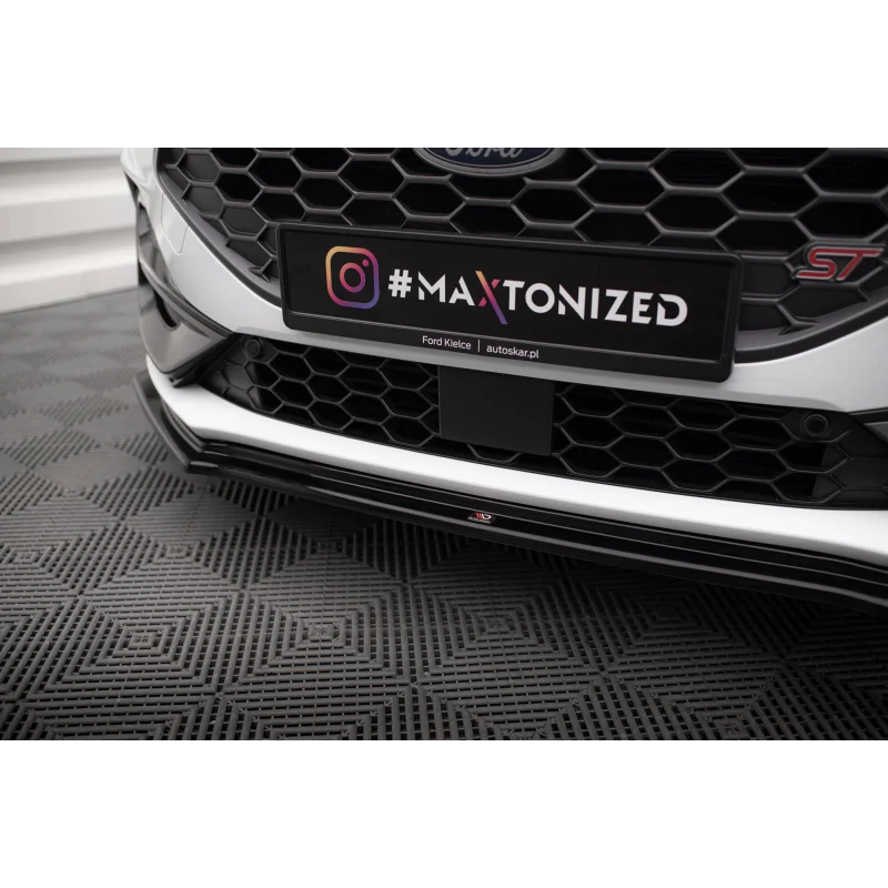 Front Splitter V.5 Ford Focus ST / ST-Line Mk4 Facelift a 421,03 € uniw-FO-FO-4-STLINE-FD5G*21985 chez CAROU TUNING